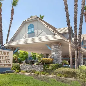 Hotel Azure Hotel&suites Trademark Collection By Wyndham