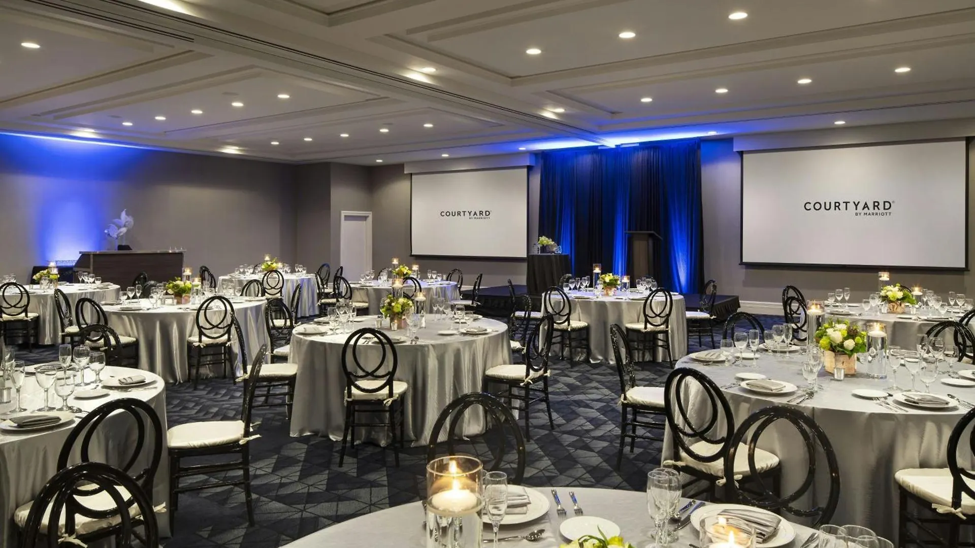 Courtyard By Marriott Long Beach Downtown